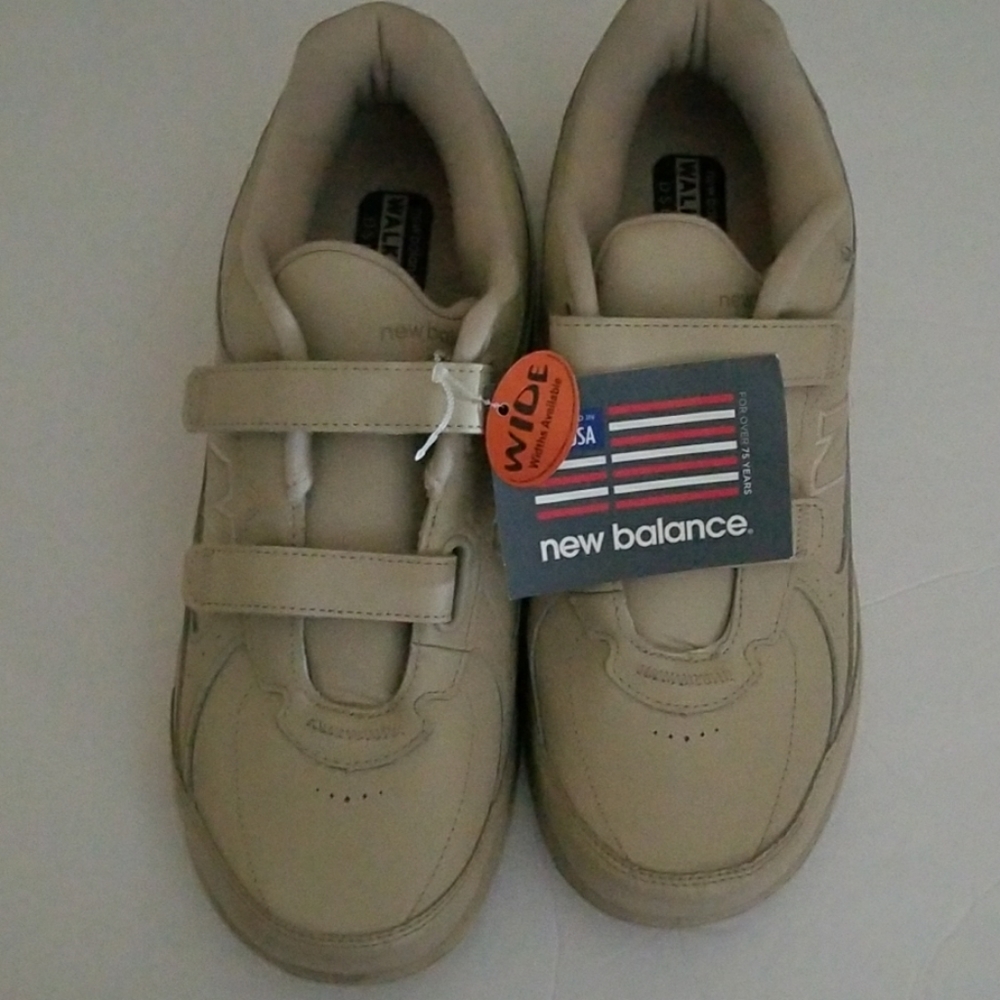 New balance mens velcroe 11 wide nwt